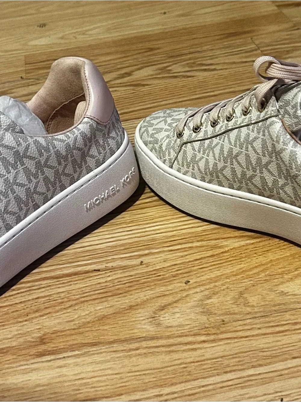 Michael Kors Poppy Mini MK Logo Sneakers Powder Blush Women’s Size 7